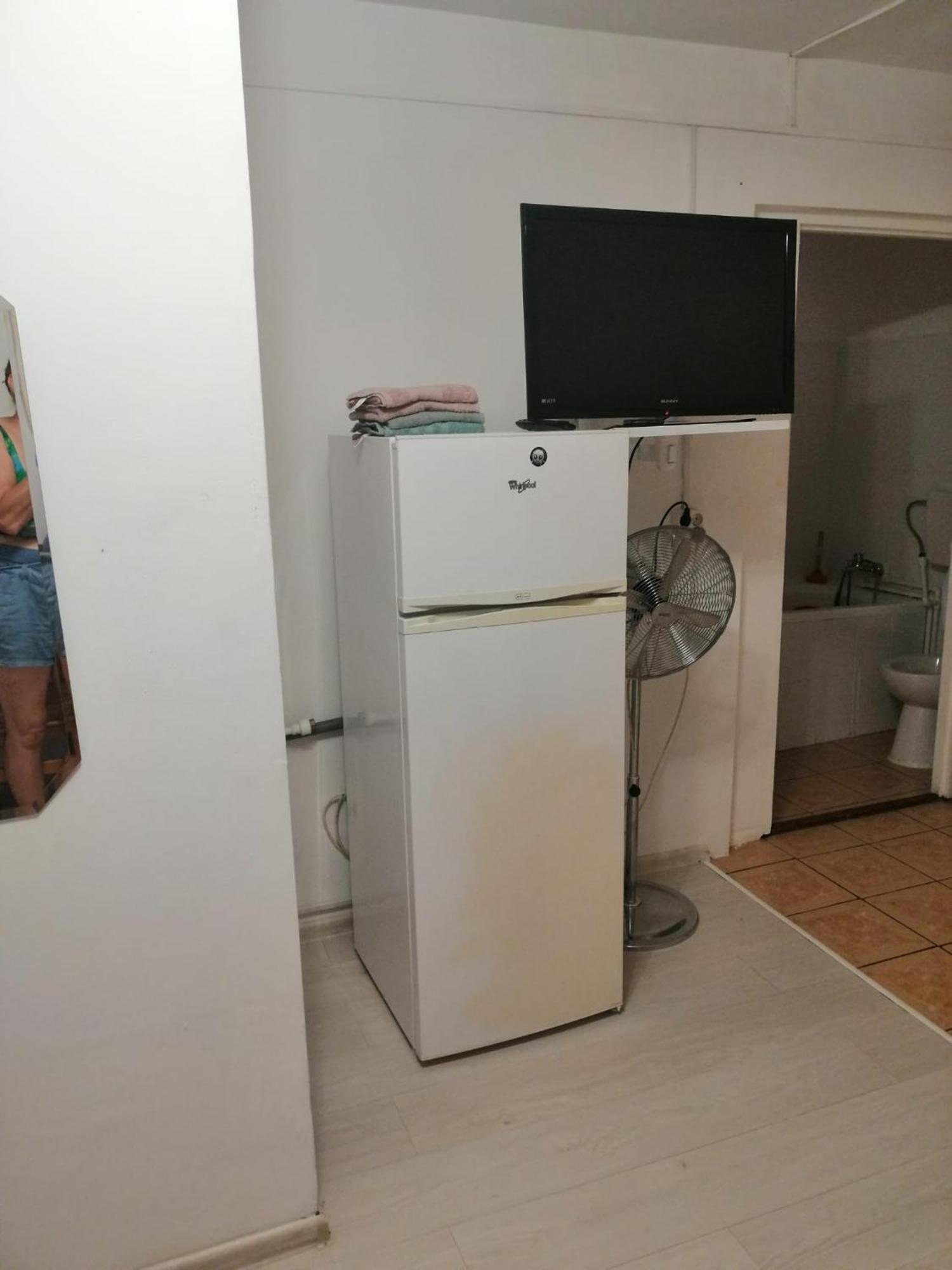 Moss'S Economy Condo Тимишоара Экстерьер фото